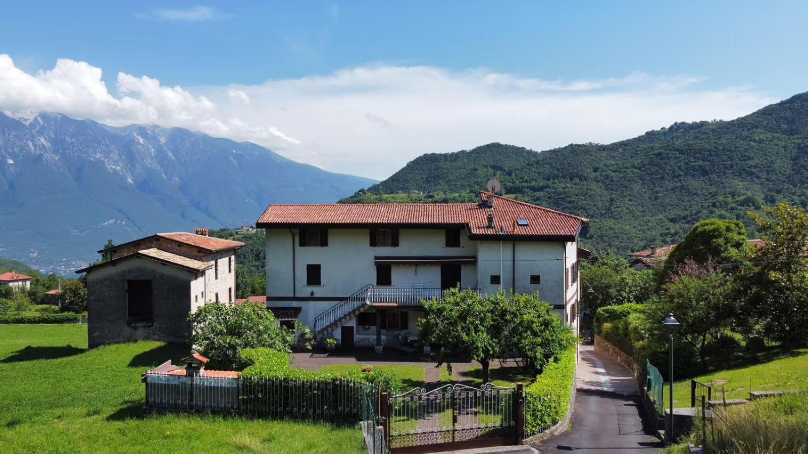 Casa Adele Apartment Tremosine Exterior photo